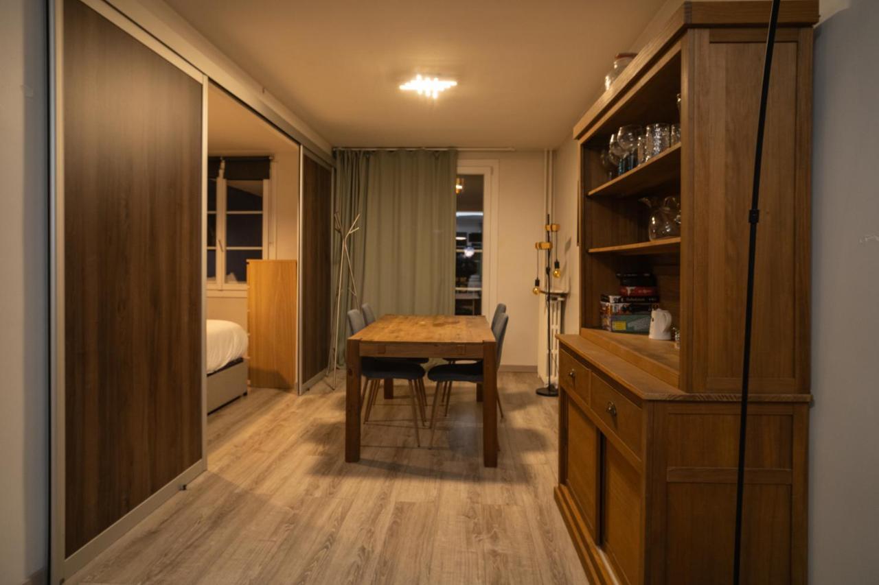 Joli T2 Proche Du Metro Avec Vue Tour Eiffel Apartment Issy-les-Moulineaux Ngoại thất bức ảnh