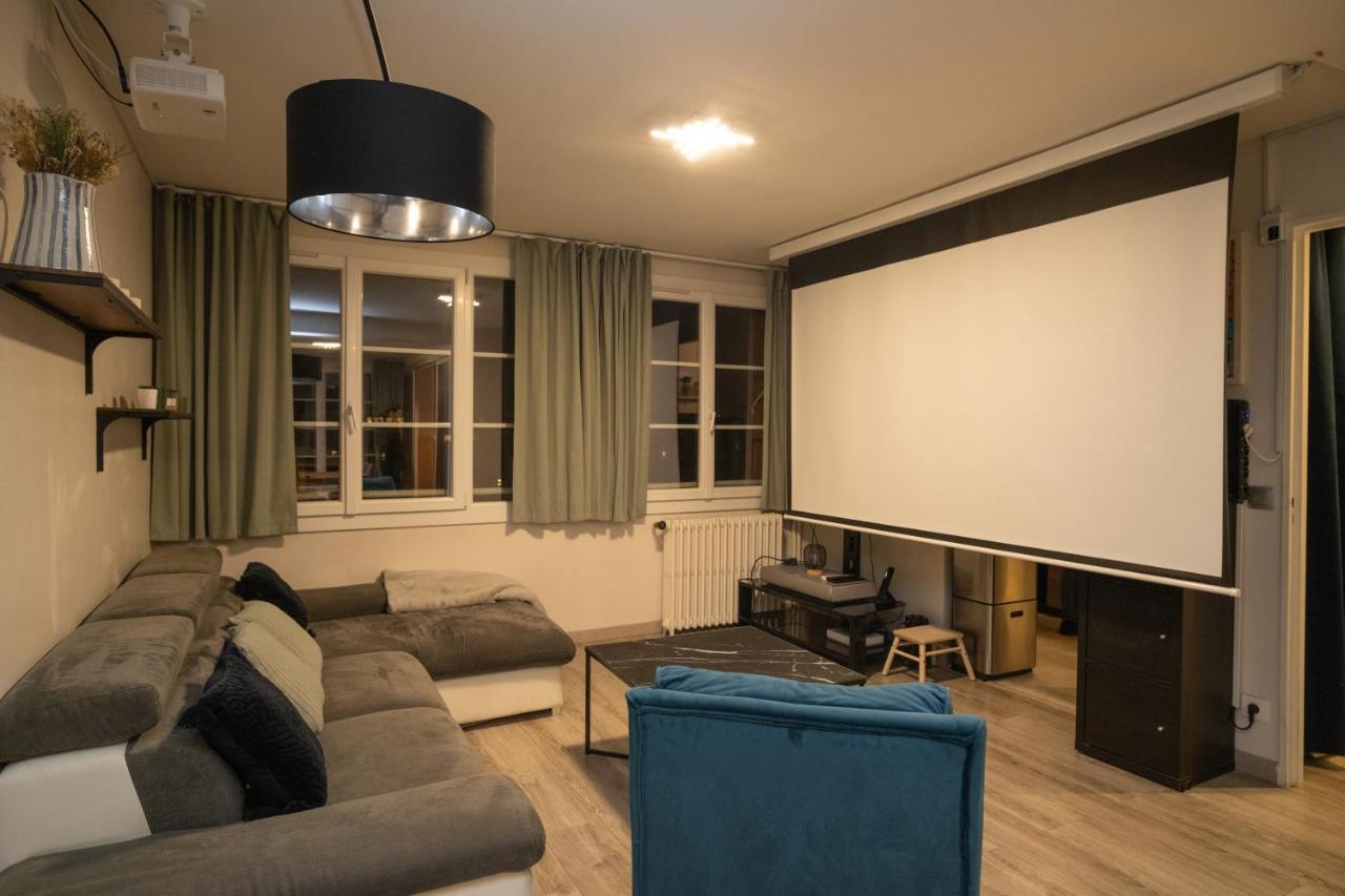Joli T2 Proche Du Metro Avec Vue Tour Eiffel Apartment Issy-les-Moulineaux Ngoại thất bức ảnh
