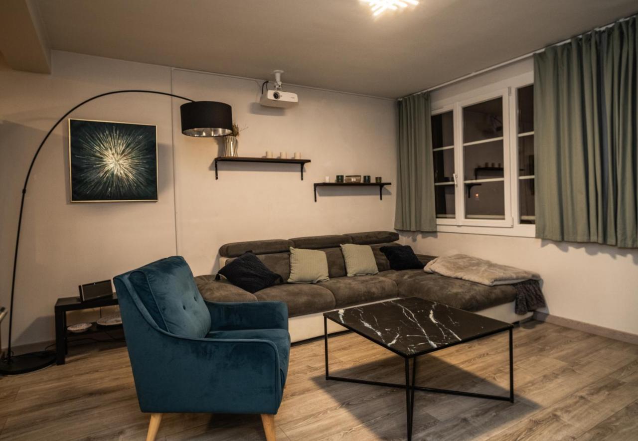 Joli T2 Proche Du Metro Avec Vue Tour Eiffel Apartment Issy-les-Moulineaux Ngoại thất bức ảnh