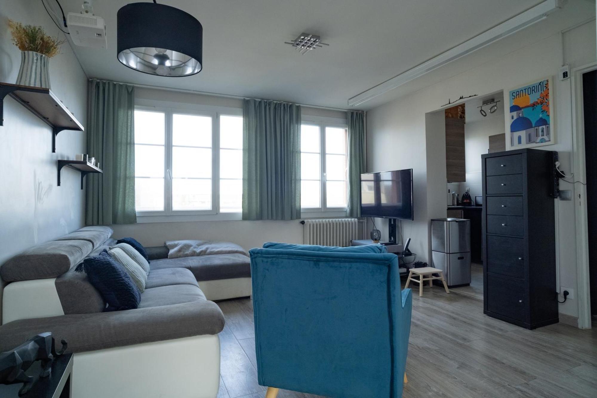 Joli T2 Proche Du Metro Avec Vue Tour Eiffel Apartment Issy-les-Moulineaux Ngoại thất bức ảnh